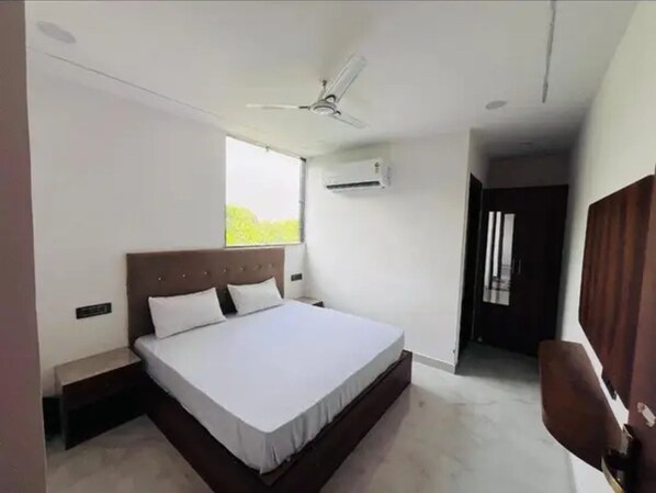 Room - Fabhotel Apple Tree (Agra)