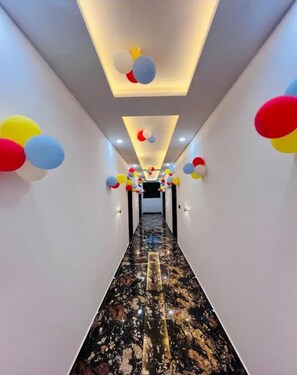 Lobby - Fabhotel Apple Tree (Agra)