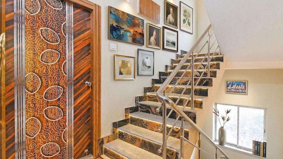 Via Safehome Guest House