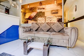 Lobby sitting area - Fabhotel Nm (Mumbai)