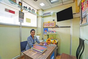 Reception - Via Yazhini Hospitality Services (Chennai)