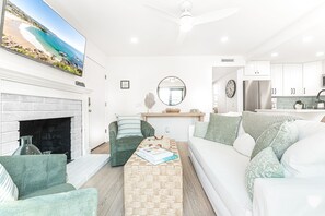 TV, fireplace - Remodeled Beach House, 1/2 Block to Beach (Newport Beach)