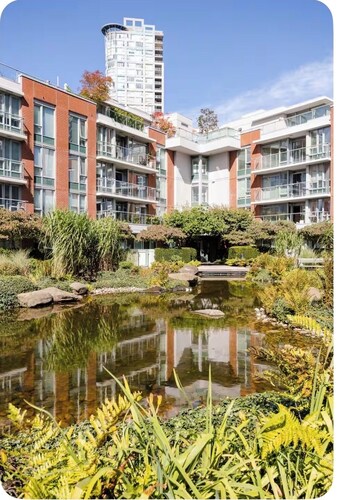 Vancouver downtown apartment
