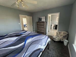 Room - Country Vibe on Weaver (Emporia)