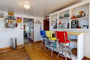Interior - RA230, Pet Friendly, Fenced Backyard, Charcoal Grill, Old Town Port A (Port Aransas)