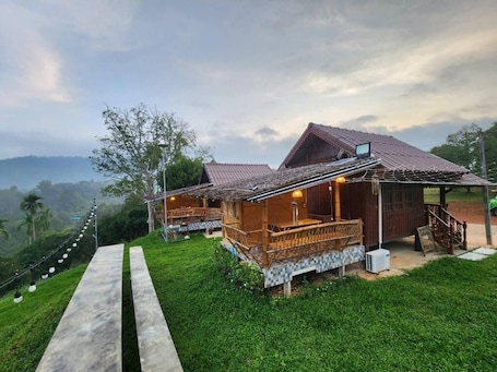 Property grounds. Phuthiptara Resort