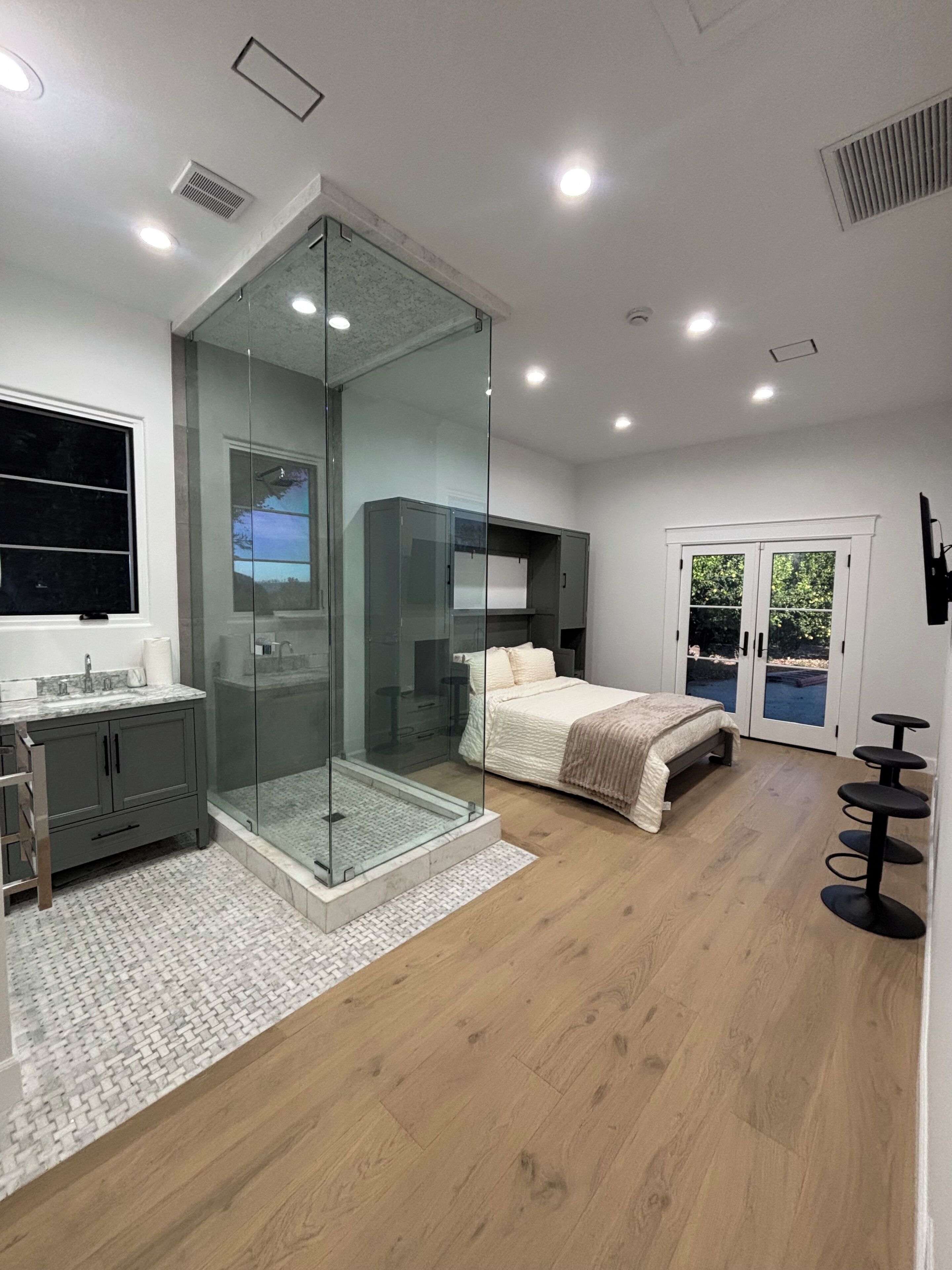6 chambres, Wi-Fi, draps fournis