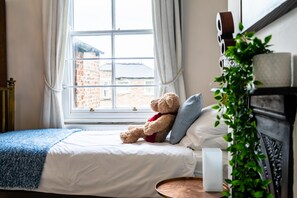 3 bedrooms, iron/ironing board, Internet - 25 Avenue Terrace - A family break that sleeps 6 guests in 3 bedrooms (York)