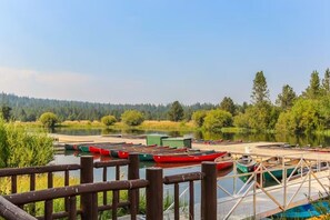 Marina - Perfect Sunriver Escape, 3BR Cabin + SHARC Passes (Sunriver)