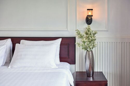 RS1 Hotel
