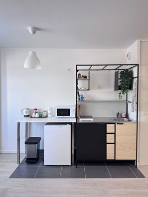 Private kitchen - Vrbo Property (Chessy)