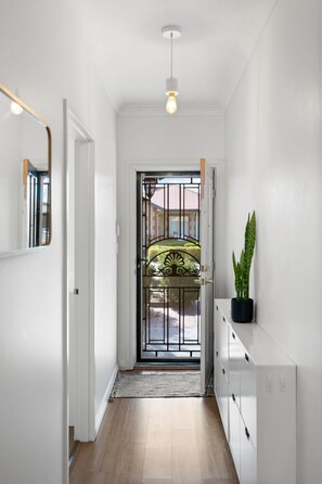 Interior - Bay Bound Retreat—Beach & City Life by the Airport (Brooklyn Park)