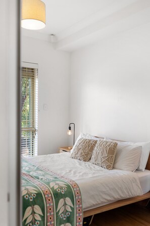 2 quartos, ferros/tábuas de passar roupa, Wi-Fi, roupa de cama