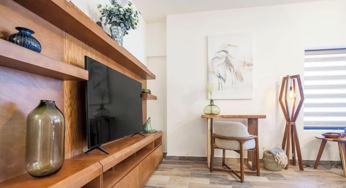 TV, escritórios