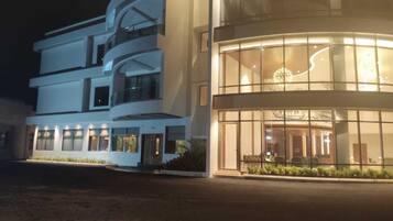 Dobbelt- eller tomannsrom – classic, hageutsikt | Eksteriør