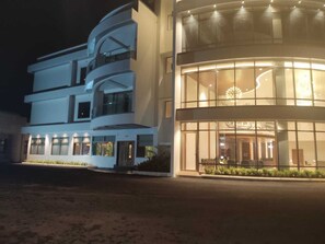 经典双人房或双床房, 花园景观 | 外观