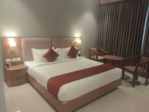 Room - Kottayam Grand Hotel -Convention Centre (Arpookara)