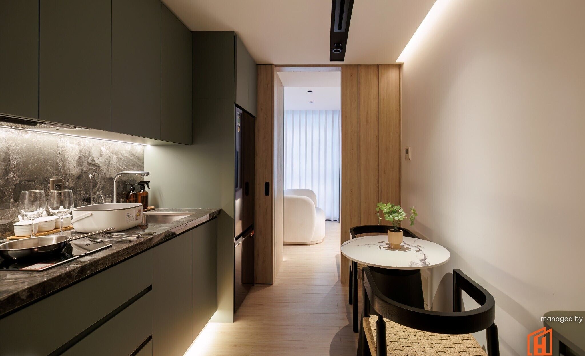 Quarto superior, vista para o pátio | Opções para refeição