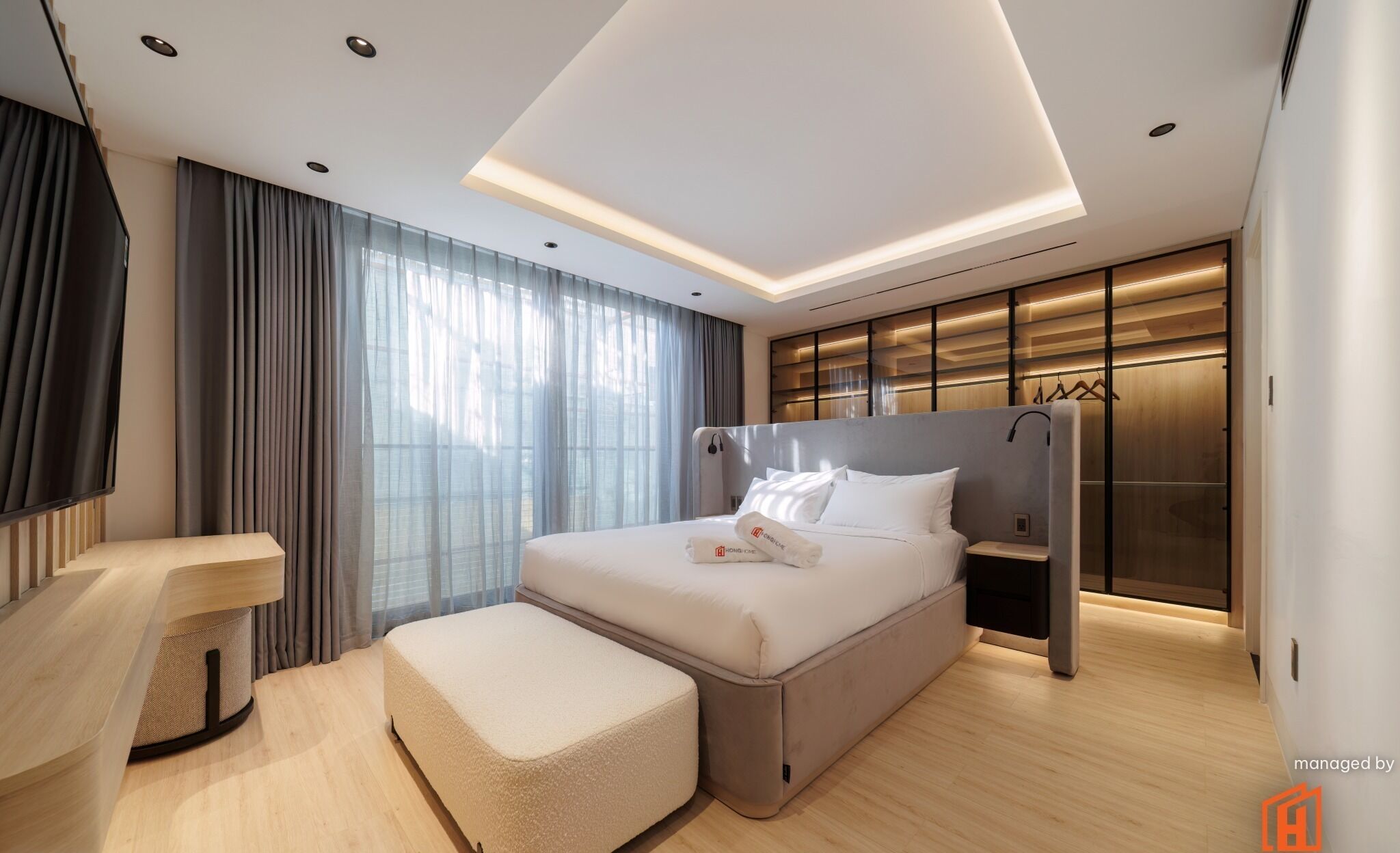 ラグジュアリー アパートメント