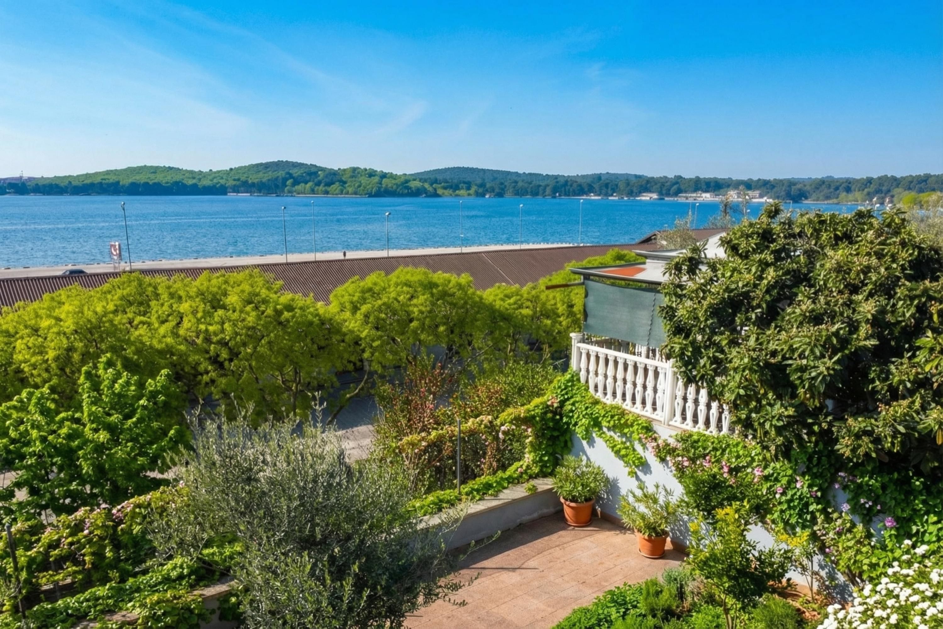 Familienstudio, Mikrowelle, Meerblick (Apartment Akidado - Garden & Sea View) | Strand-/Meerblick