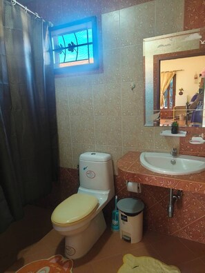 Bathroom - wilderness Plus (Ban Chang)