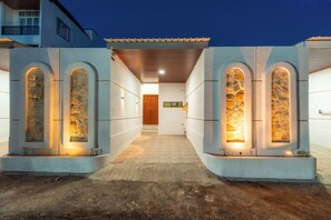 Front of property - Ghania Villas Melasti (Ungasan)