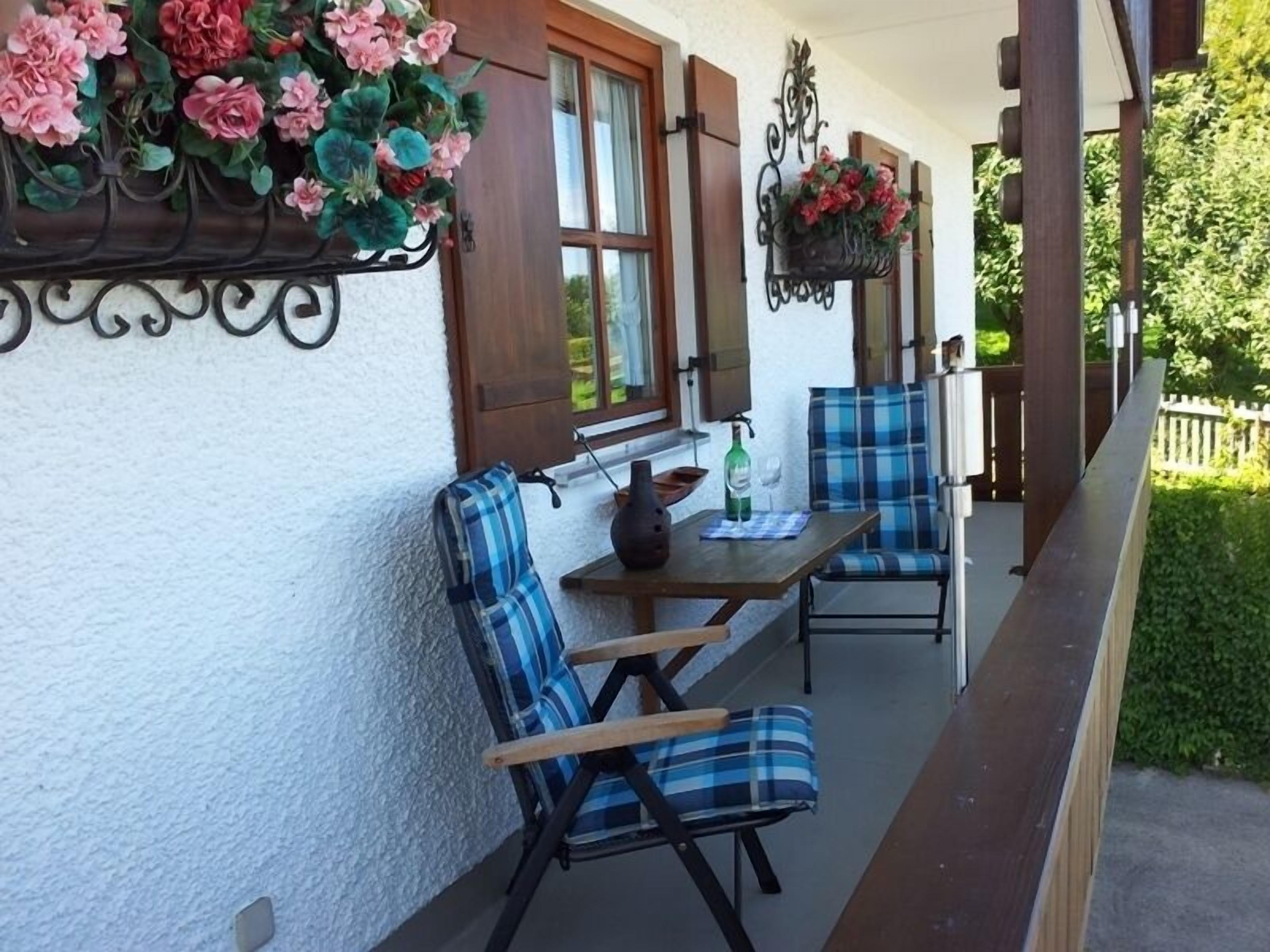 Ferienwohnung mit Balkon und Panoramablick-Balkon