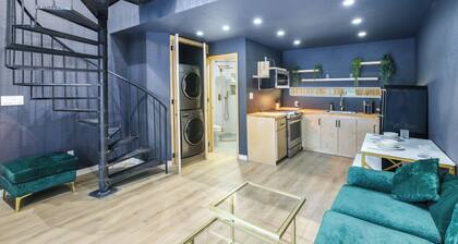 Art Deco inspired loft inside downtown San Antonio Dedicated and secured parking