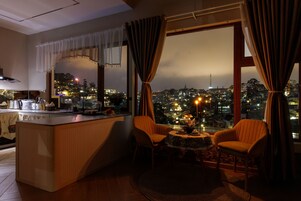 Apartamento familiar, vistas al jardín