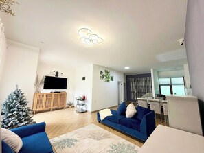 Family Apartment, Garden View | Living area - Lacle- BB's Garden (Da Lat)