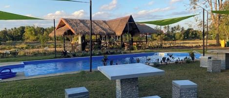 Luxury Studio Suite, Resort View | Pool