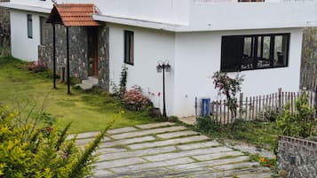 Fachada da propriedade