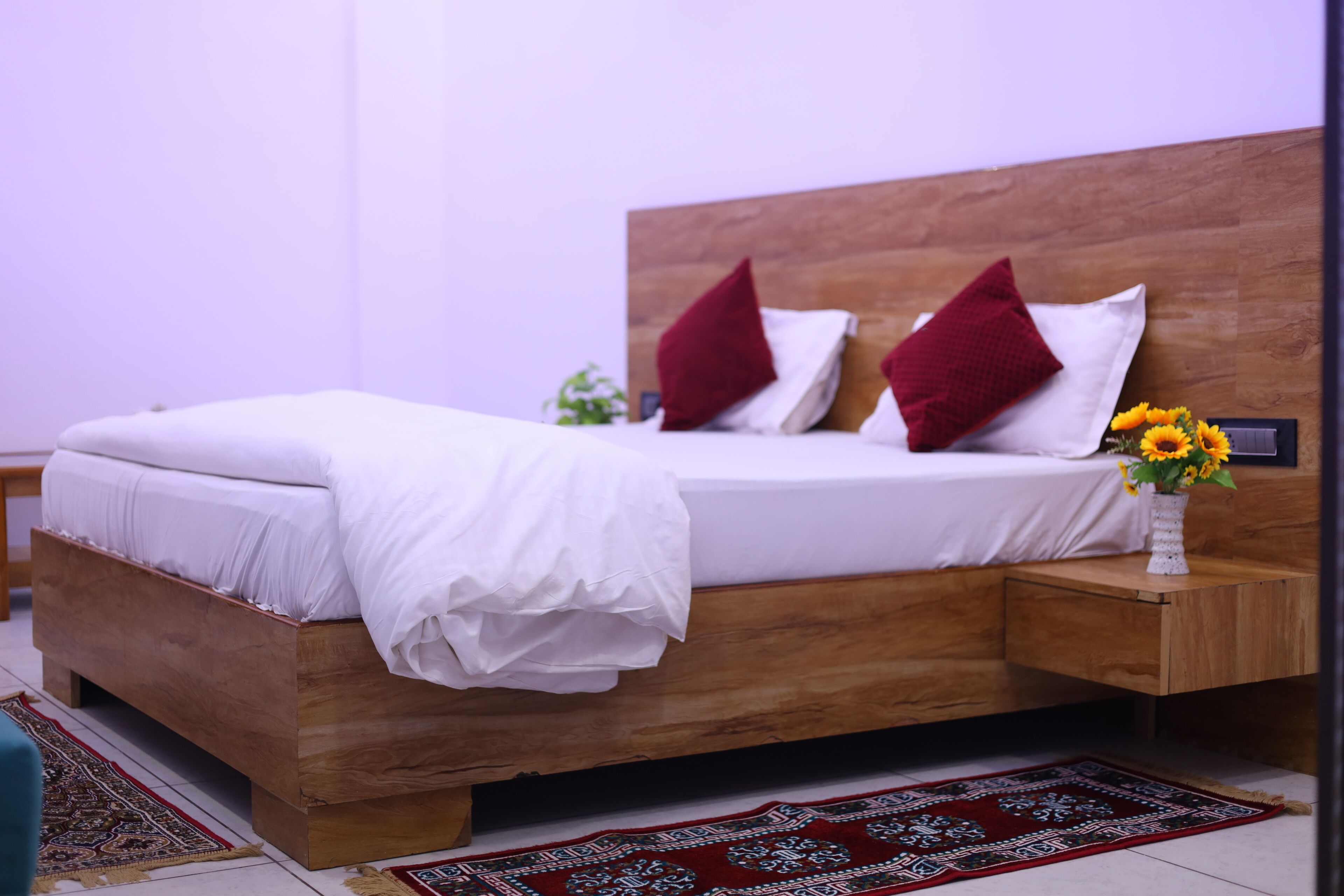 Deluxe Double Room | Desk, laptop workspace, free WiFi