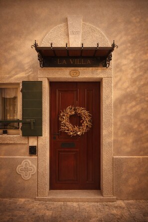 Chi tiết ngoại thất