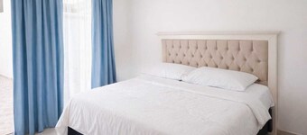 Luxury Residence in Querétaro with Pool