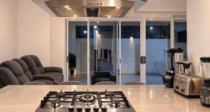 Luxury Residence in Querétaro with Pool