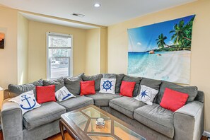 TV - Dock! Waterfront Haven 2 Mi to Atlantic City Beach (Atlantic City)