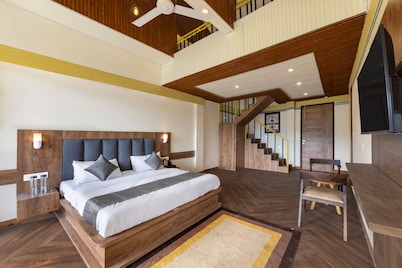 Echor Alpine Meadows Khajjiar Dalhousie