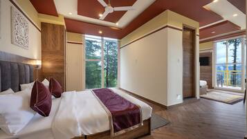 Firemannsrom – familie, balkong, dalutsikt