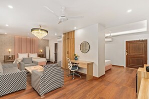 Basic Studio Suite, River View | Free WiFi - Country Inn Rishikesh (Rishikesh)