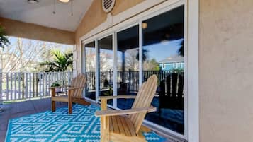 Leilighet – signature, 1 queensize-seng | Terrasse/patio