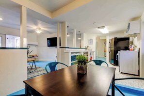 คอมฟอร์ทอพาร์ทเมนท์ | ร้านอาหาร