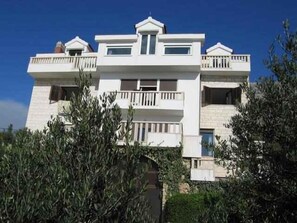 Exterior - Studio with shared pool (Stanići)