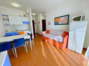 Dining - Apartment Near the Centre of Caorle (Caorle)