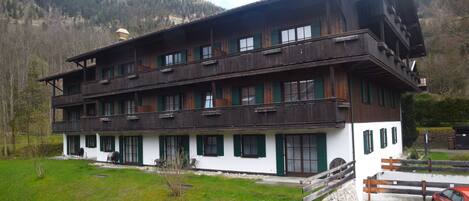 Classic Apartment, 2 Bedrooms | Exterior