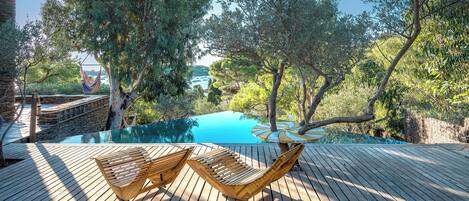 Piscina all'aperto