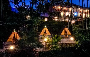 Kawasan BBQ/berkelah