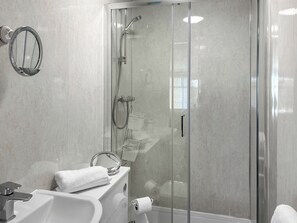 Towels - 5 bedroom accommodation in Hawick (Hawick)