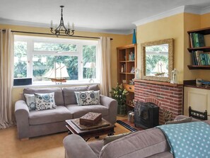 Interior - 4 bedroom accommodation in Waxham (Waxham)