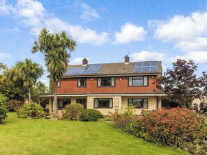 Exterior - 4 bedroom accommodation in Waxham (Waxham)